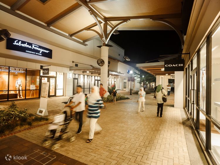 Klook Exclusive Shuttle Bus from Singapore to Johor Premium Outlets in Malaysia Klook Canada