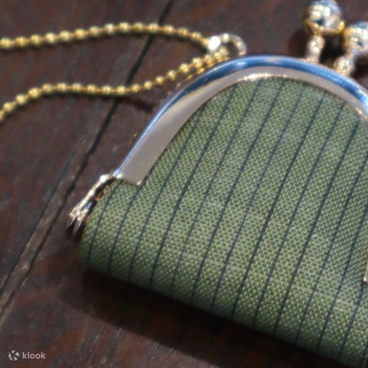 1 Hour Traditional Japanese Crafts Making Experience in Tokyo - Klook