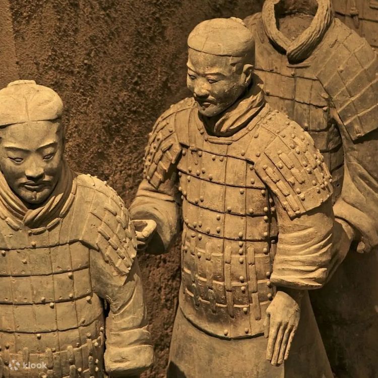 ！値下げ！西安市産 秦の始皇帝の兵馬俑セット 置き物 Amazon.co.jp: 西安市産 秦の始皇帝の兵馬俑セット 置き物