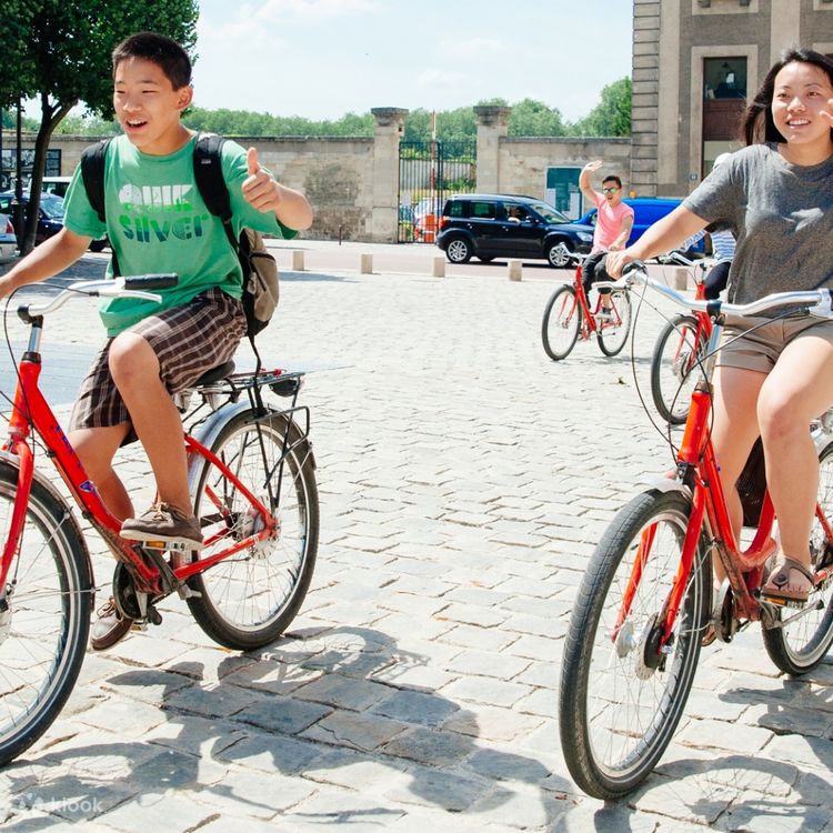 Visite a velo de Versailles au depart de Paris avec acces coupe file au chateau Klook Etats Unis