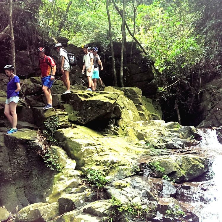 Bach ma national park hiking 2025