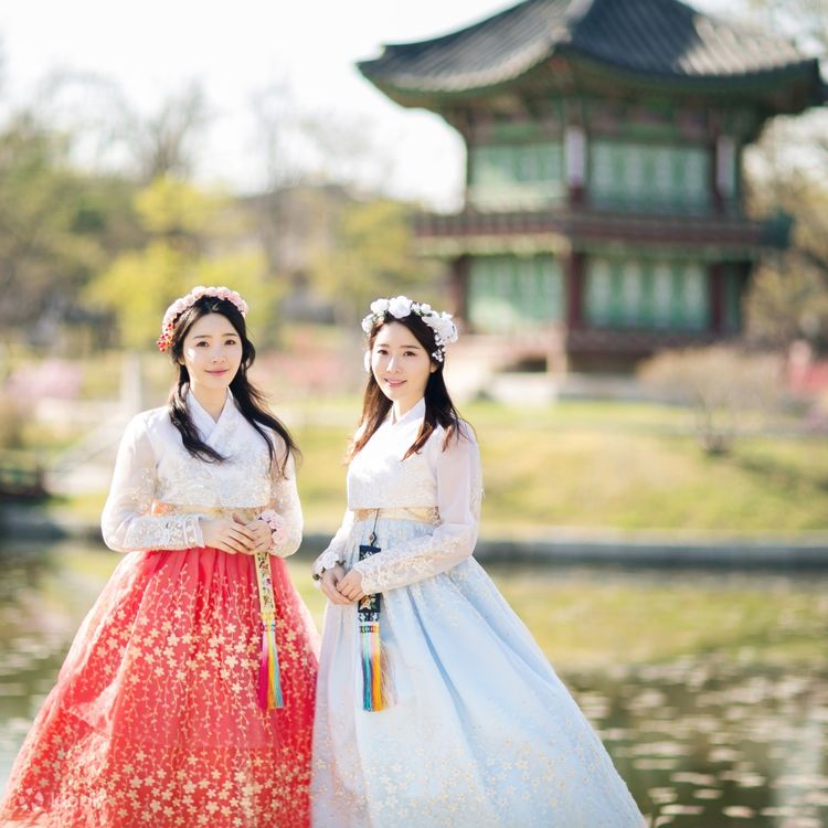 Hanbok dress for rent top