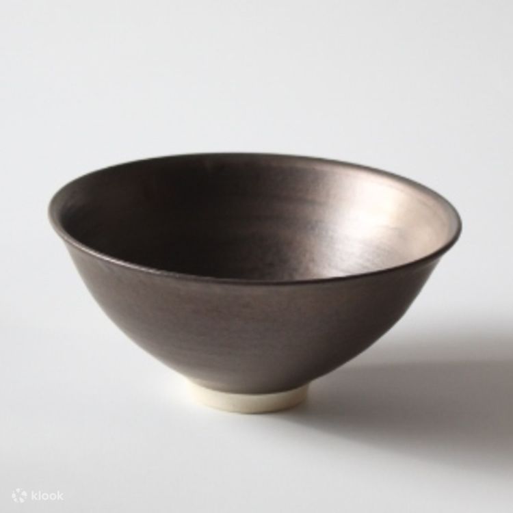 Online reservation for electric potter's wheel making experience (Kyoto) - Klook United States