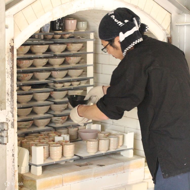 Online reservation for electric potter's wheel making experience (Kyoto) - Klook United States