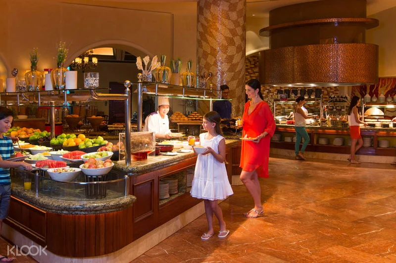 Kaleidoscope Buffet Restaurant In Atlantis The Palm Buffet Restaurant In Atlantis The Palm