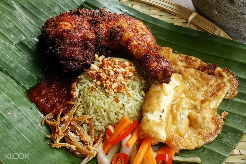 Pak Adam S Nasi Lemak Epic Food Hall Malaysia Klook Us