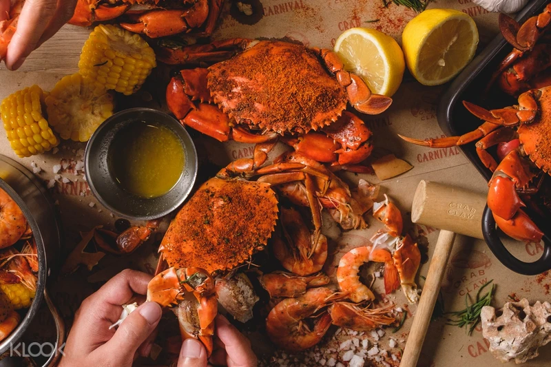 All You Can Eat At Crab And Claw In Bangkok Thailand