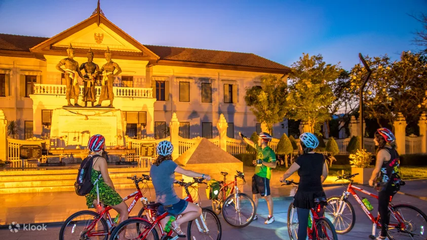 Chiang Mai Night Bike and Food Crawl