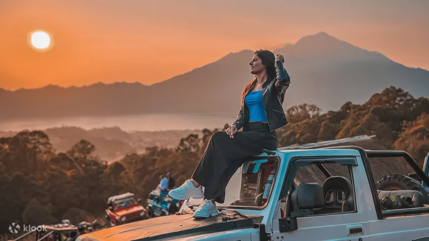 Mount Batur 4WD Jeep Sunrise Tour With Photographer