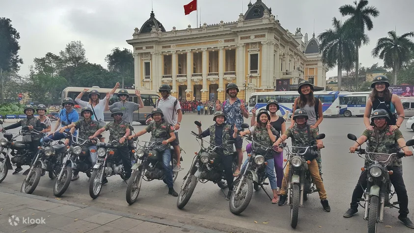 Hanoi Vintage Minsk Motorbike Tour: Culture, Sight & Fun on Minsk