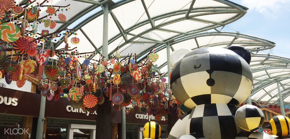 ArtZoo Inflatable Park Resorts World Sentosa