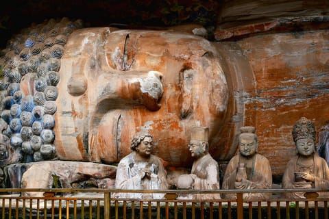 One-day tour to Dazu Rock Carvings and Baoding Mountain in Chongqing