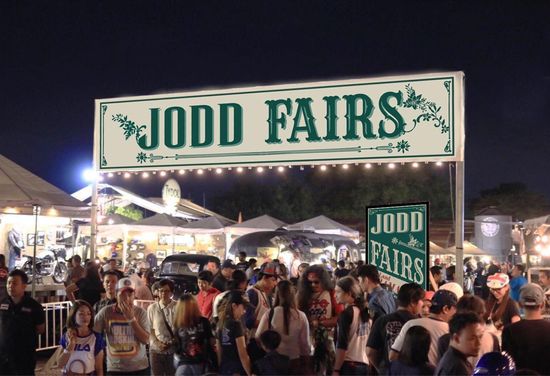 Jodd Fairs night market
