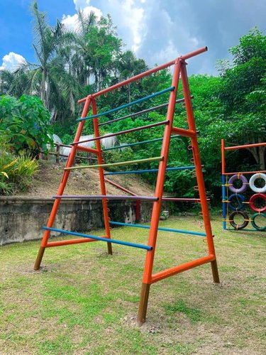 Sol Y Viento Mountain Hotspring Resort in Calamba #3