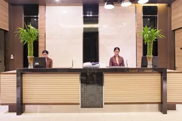 纳加马翁万米达酒店 #2