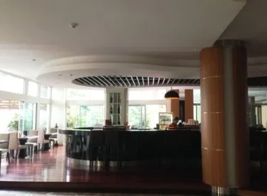 八月套房酒店 #3