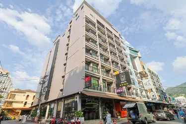 芭东Gu酒店 #2