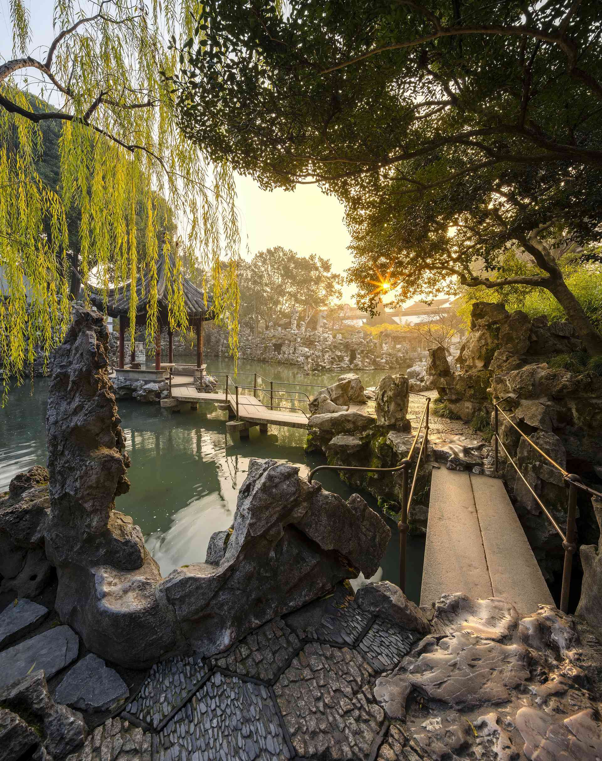 Suzhou Classical Gardens & Water Town Day Tour (2)
