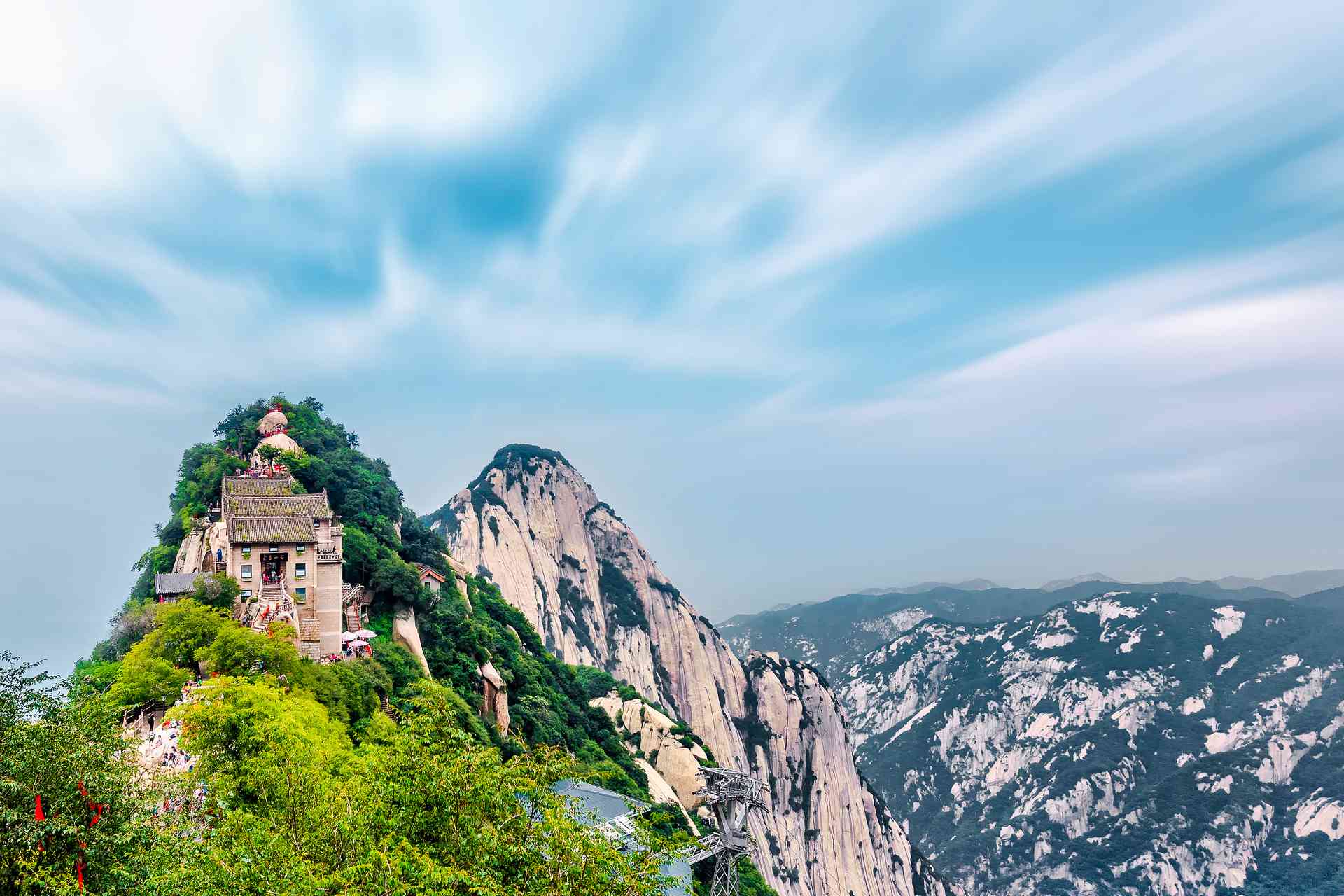 Huashan Day Tour from Xi'an (West Peak Up North Peak Down / West Peak Round Trip / North Peak Round Trip)