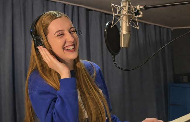 LOVE ISLAND RECORDS K-pop recording in Gangnam