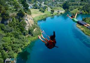 Bungee Jumping in Taupo