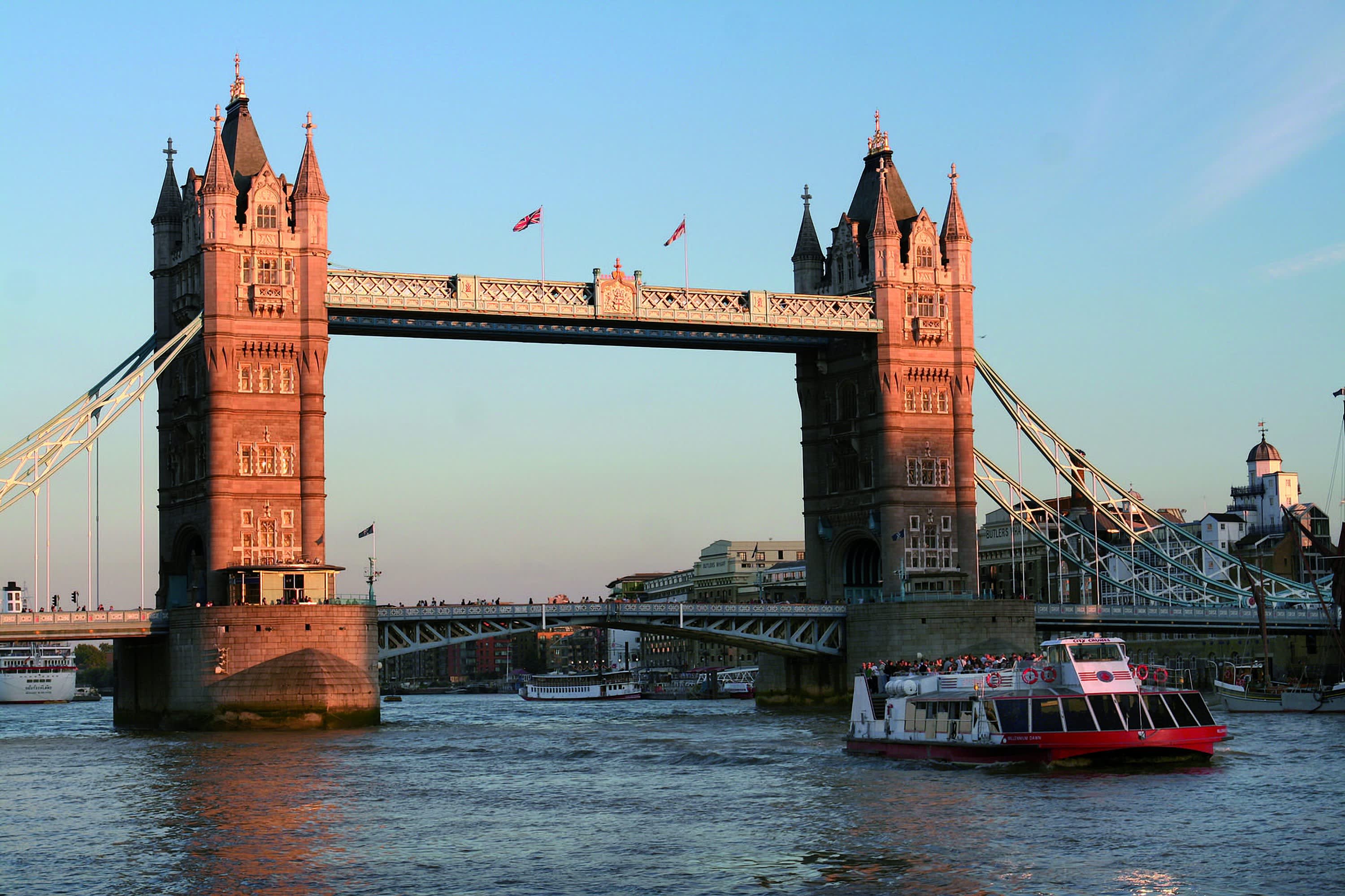 London Explorer Pass – 2 Attractions