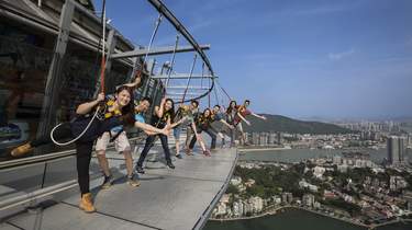 Macau Tower Skywalk: Tickets and Tours