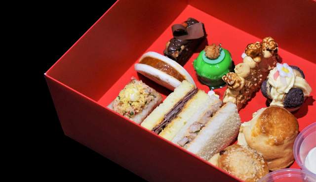 Mooncake Delivery Takeaway In New World Petaling Jaya Hotel Klook Hong Kong