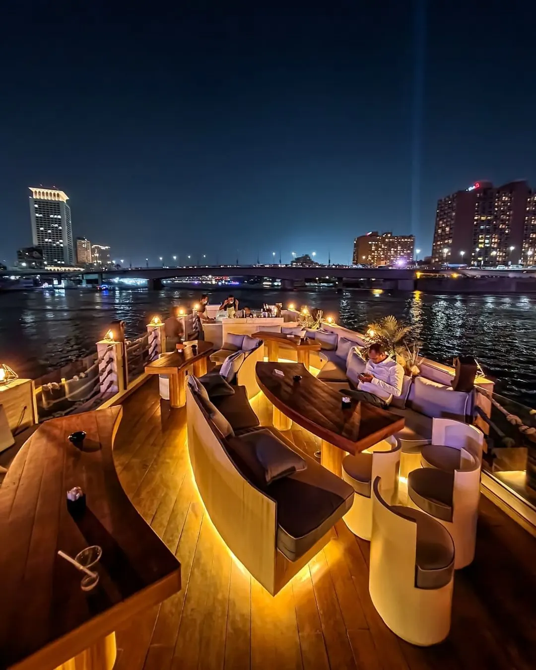 Nile dinner cruise in Cairo