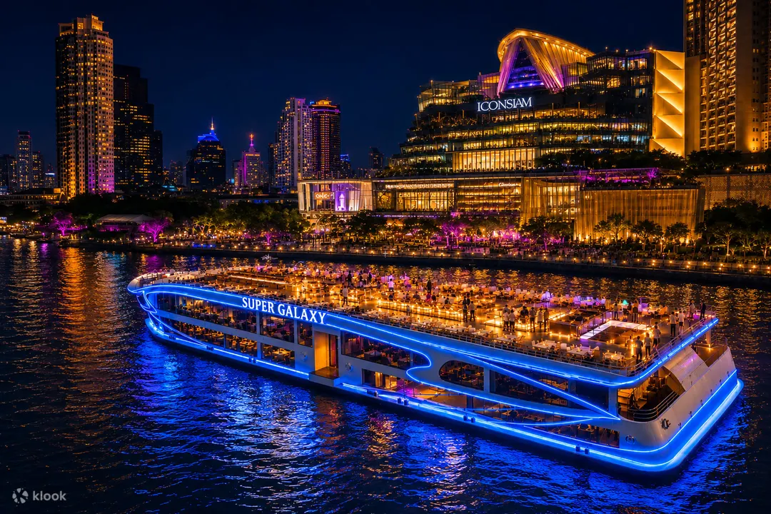 Super Galaxy Cruise New Year Dinner & Countdown in Bangkok