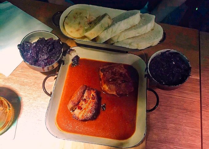 捷克傳統美食bun/bread dumplings。Photographer | Serina Su