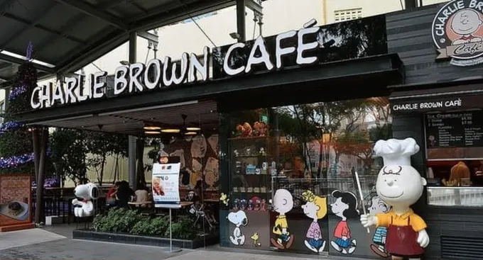 quán cafe ở singapore: charlie brown cafe