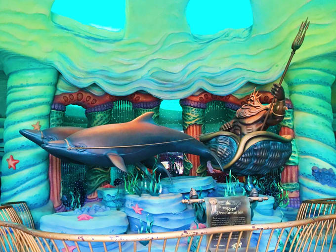 công viên đại dương tokyo disneysea: đầm tiên cá