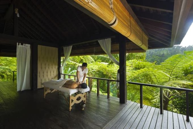 massage ngoài trời tại como shambala spa