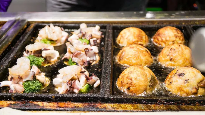 takoyaki khổng lồ là một trong 10 món ăn ngon ở đài loan