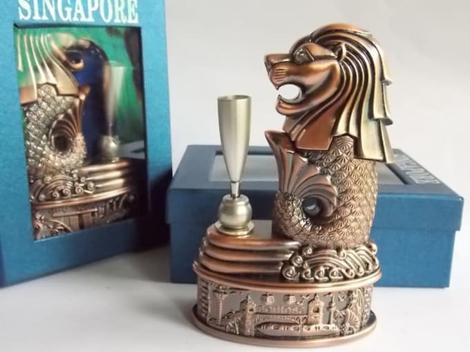 đi singapore mua quà gì: quà lưu niêm hình sư tử merlion