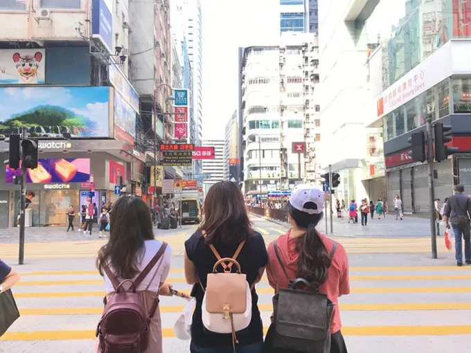 lịch trình du lịch hong kong: đường phố hong kong