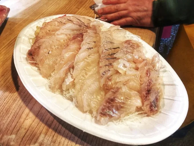 sashimi là một món ngon trong ẩm thực seoul