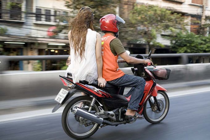 xe ôm là một loại phương tiện công cộng ở thái lan