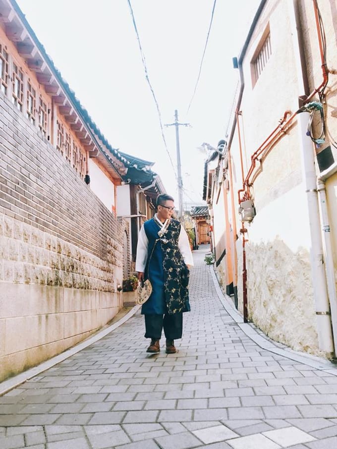 mặc hanbok chụp hình tại làng hanok bukchon