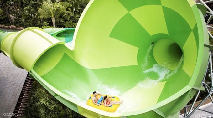 adventure cove waterpark