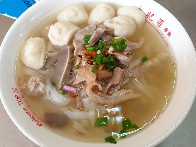 penang-budget-itinerary-duck-meat-keow-teow