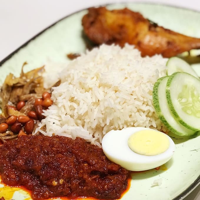 medan selara food court nasi lemak