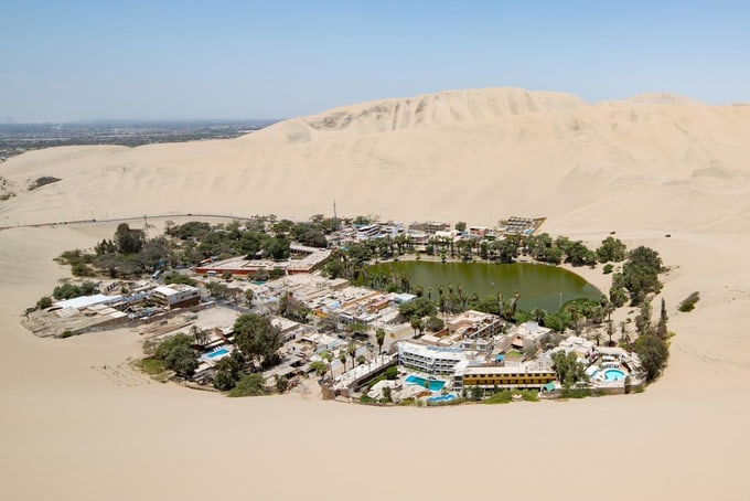 Huacachina Oasis
