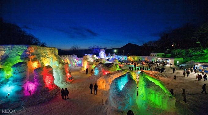 japan-winter-chase-lake-shikotsu