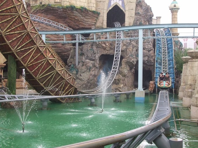 All-You-Need-To-Know-To-Conquer-Lotte-World-atlantis