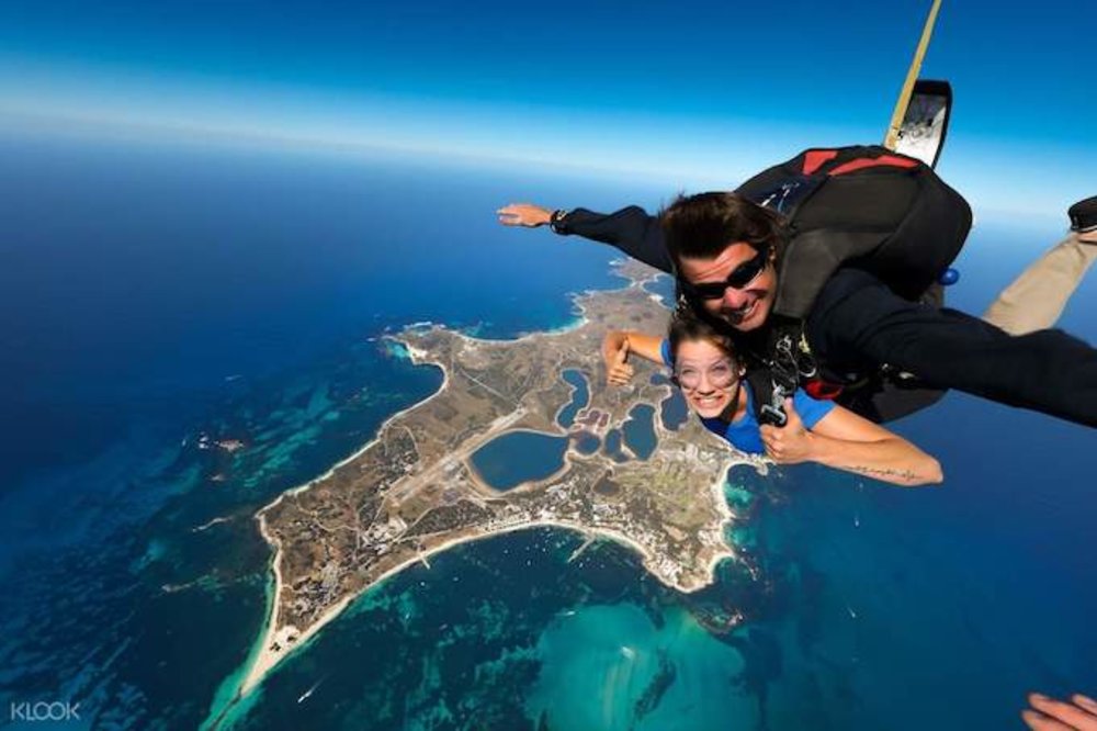 skydiving in perth