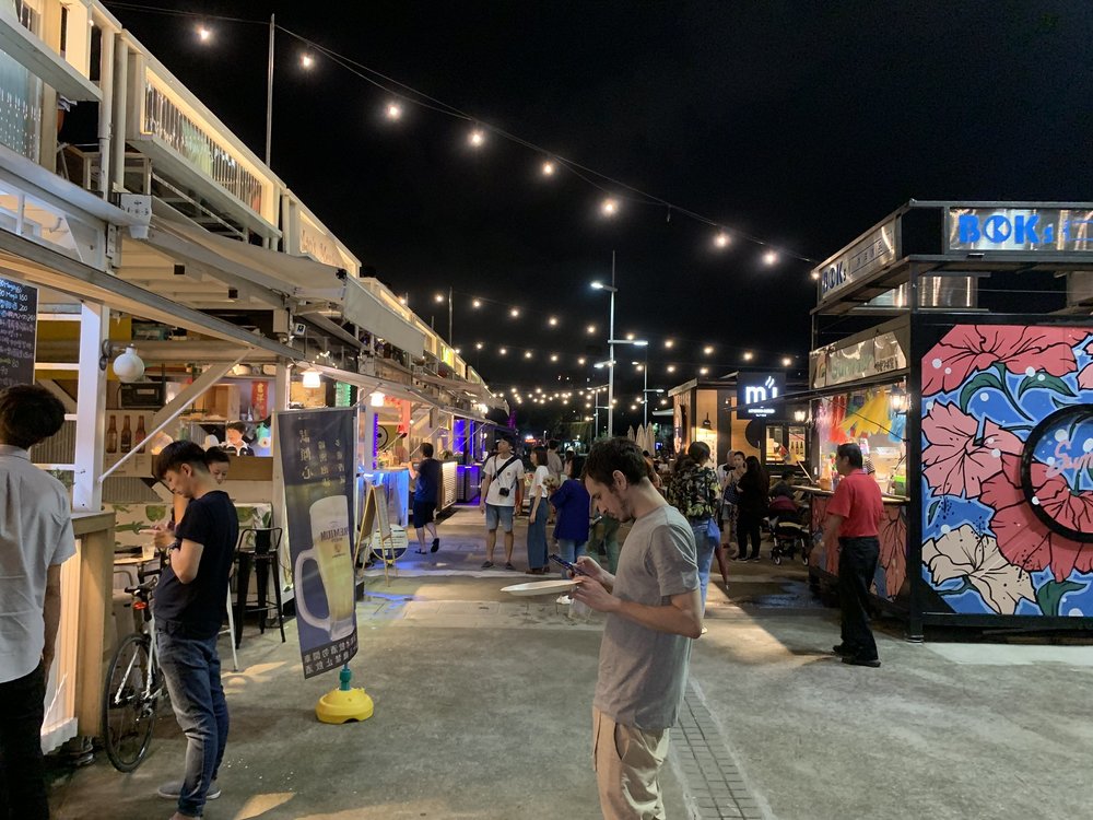 大稻埕貨櫃市集