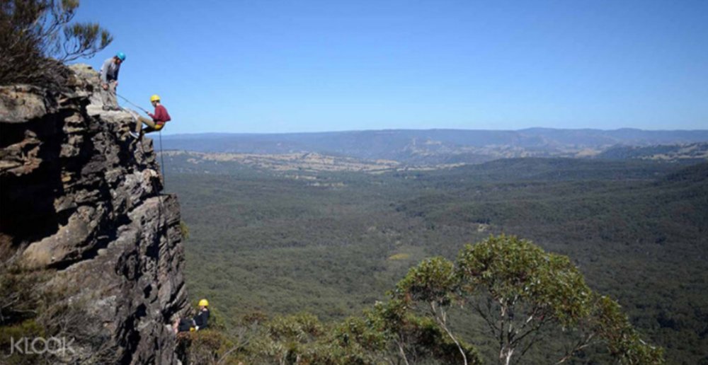 Abseiling Blue Mountains