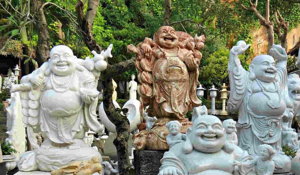 lang-dieu-khac-da-my-nghe-non-nuoc